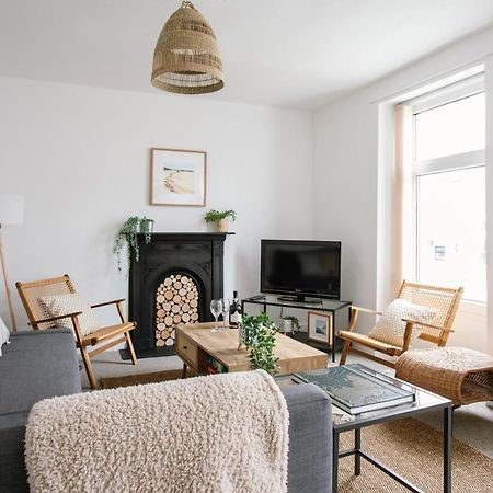 Cosy Period Cottage 2Min Walk To The Beach Portrush Extérieur photo