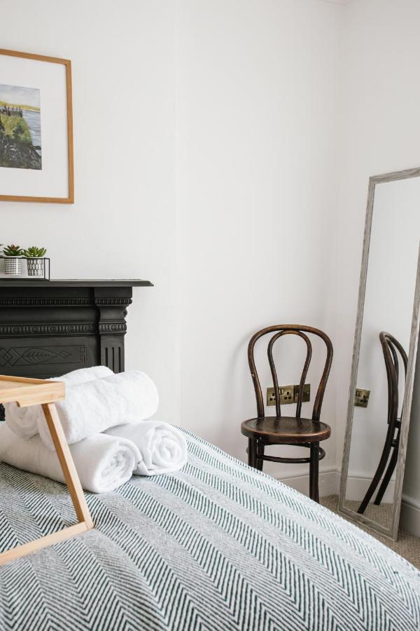 Cosy Period Cottage 2Min Walk To The Beach Portrush Extérieur photo