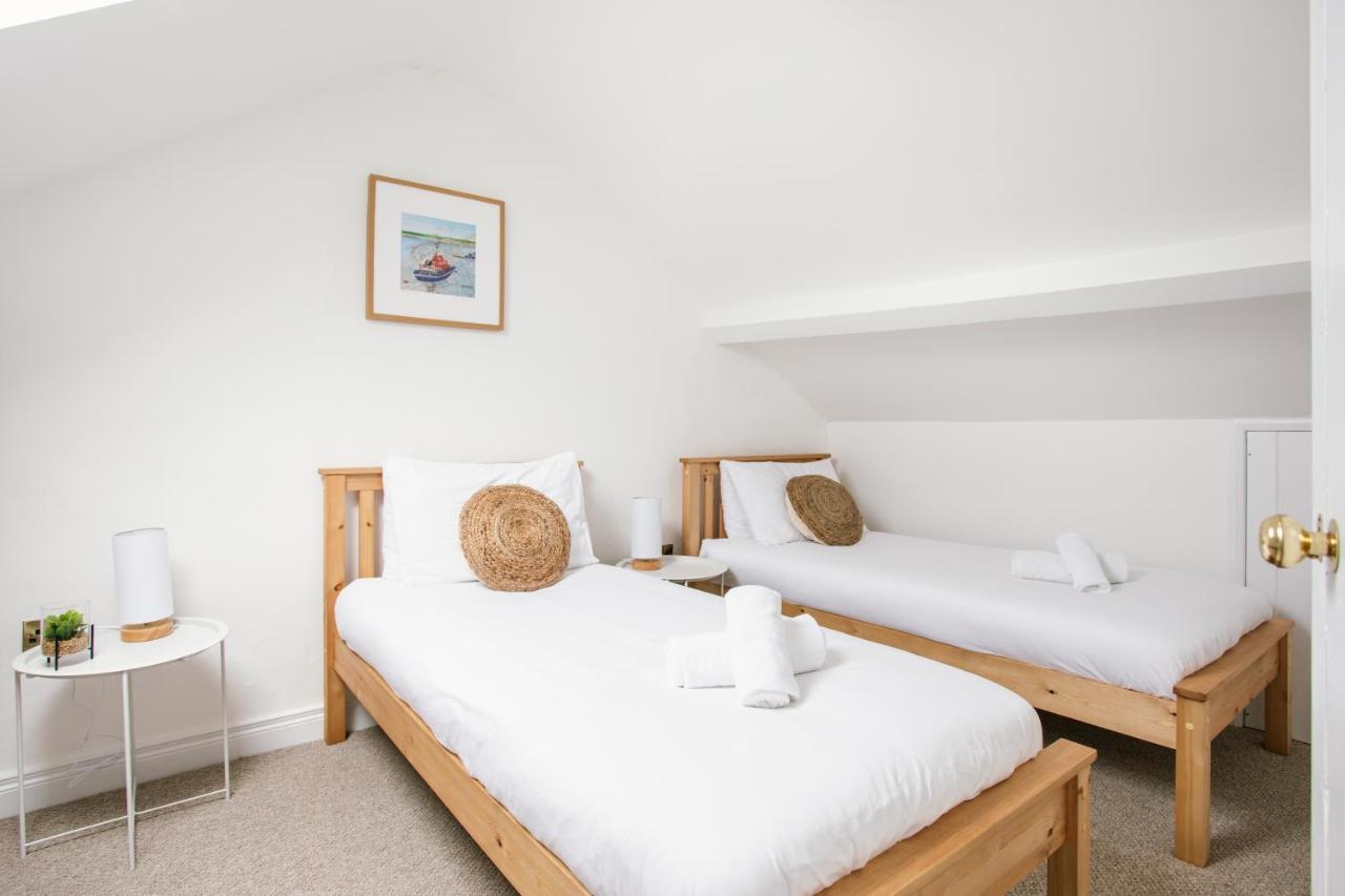 Cosy Period Cottage 2Min Walk To The Beach Portrush Extérieur photo