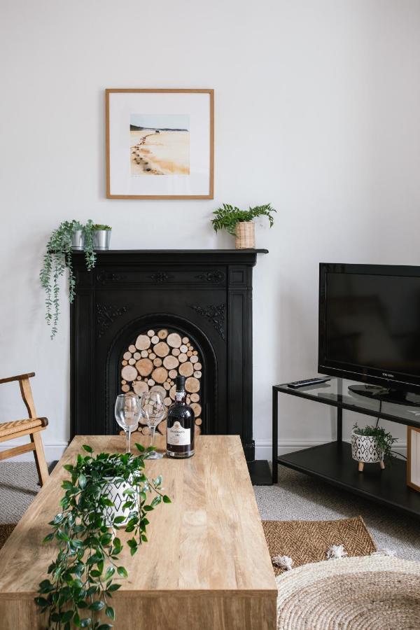 Cosy Period Cottage 2Min Walk To The Beach Portrush Extérieur photo