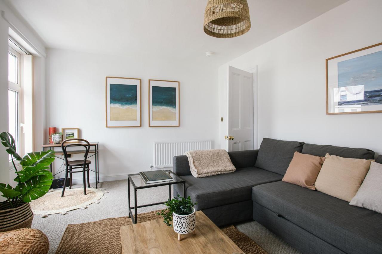 Cosy Period Cottage 2Min Walk To The Beach Portrush Extérieur photo
