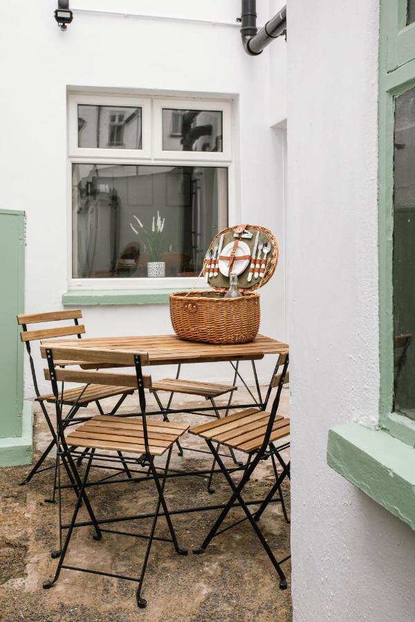 Cosy Period Cottage 2Min Walk To The Beach Portrush Extérieur photo